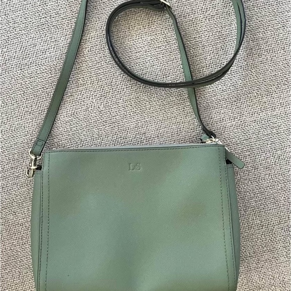 Lo & Sons Handbags - Lo & Sons Green Crossbody Bag with Sleek Design